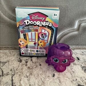 4/$14 Disney Doorables Technicolor Series Figure, *Special Edition* Aurora